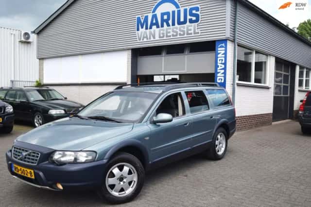 Volvo XC70 (2000) thumbnail 2