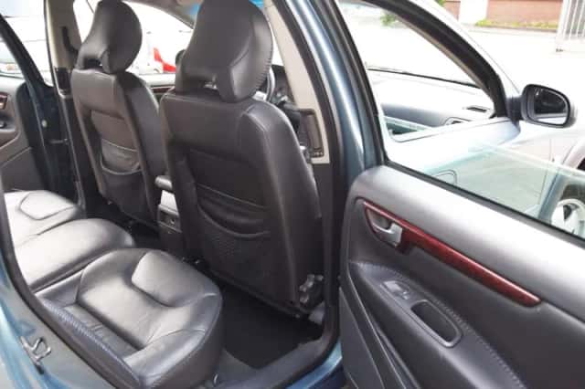 Volvo Xc70 (2000) thumbnail 24