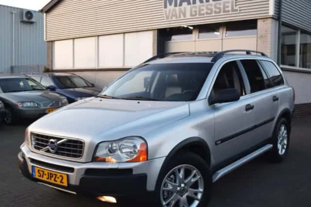 Volvo XC90 (2004) thumbnail 1