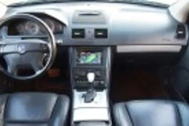 Volvo XC90 (2004) thumbnail 65