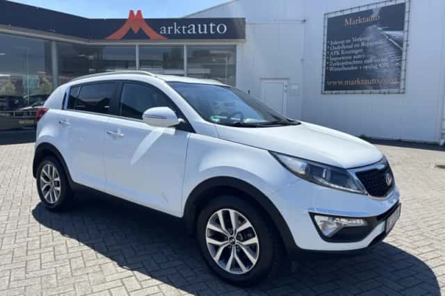 Kia Sportage (2016) thumbnail 1