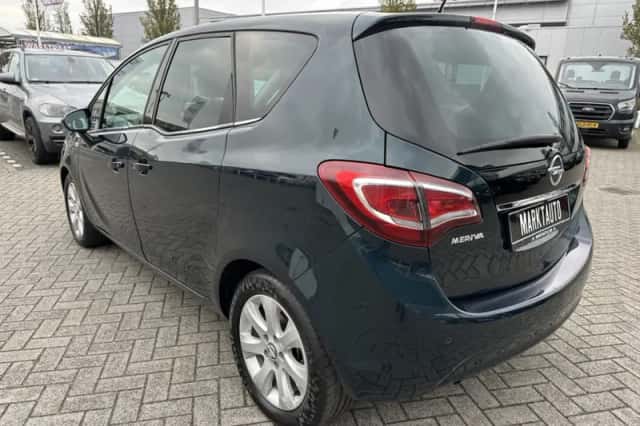 Opel Meriva (2015) thumbnail 3