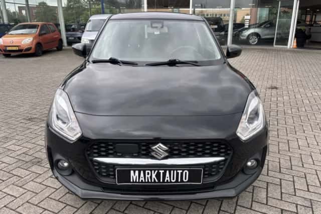 Suzuki Swift (2021) thumbnail 6