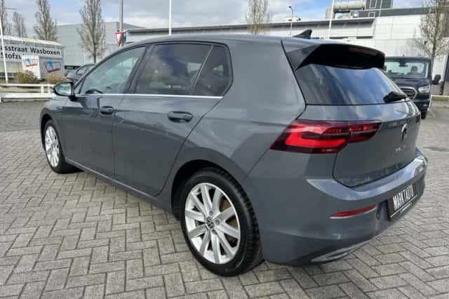 Volkswagen Golf (2020) thumbnail 3