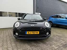 MINI Clubman (2016) thumbnail 2