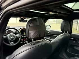 MINI Clubman (2016) thumbnail 16