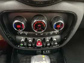 MINI Clubman (2016) thumbnail 25