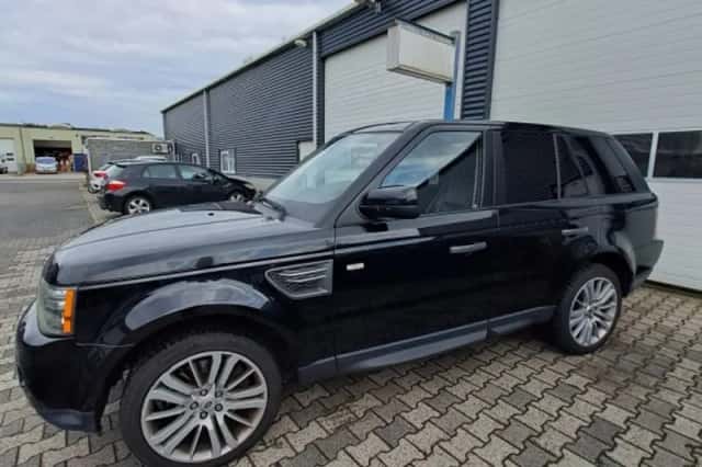 Land Rover Range Rover (2011) thumbnail 3