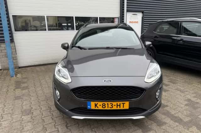 Ford Fiesta (2021) thumbnail 5