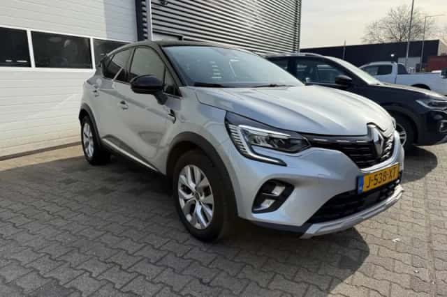 Renault Captur (2020) thumbnail 5