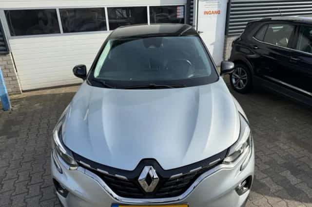 Renault Captur (2020) thumbnail 6