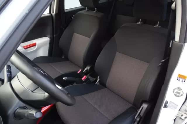 Suzuki Ignis (2019) thumbnail 4