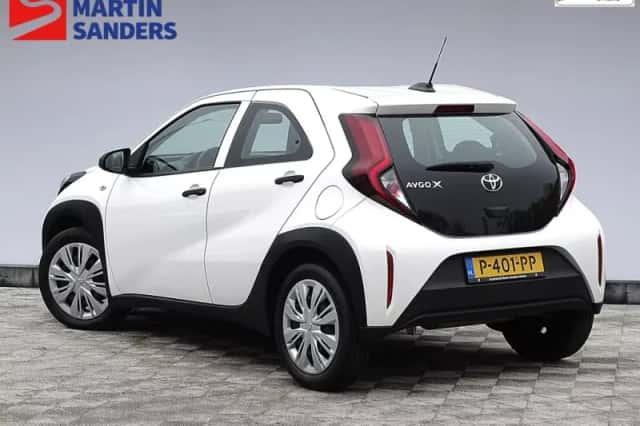 Toyota Aygo X (2022) thumbnail 3