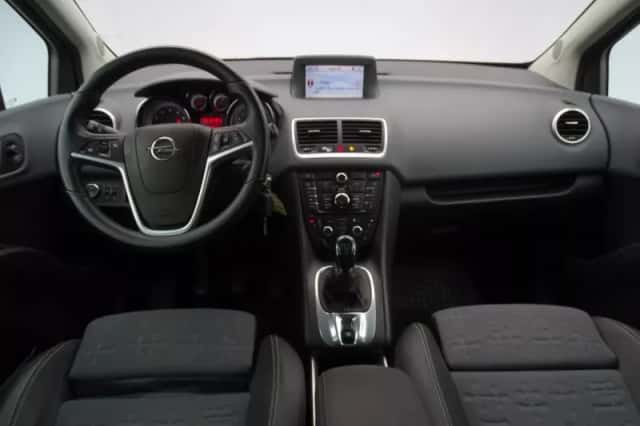 Opel Meriva (2011) thumbnail 2