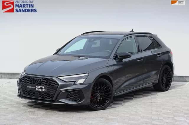 Audi A3 (2021) thumbnail 1