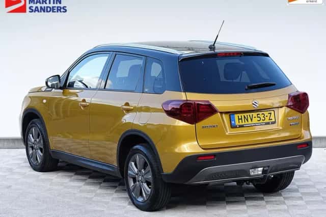 Suzuki Vitara (2021) thumbnail 3