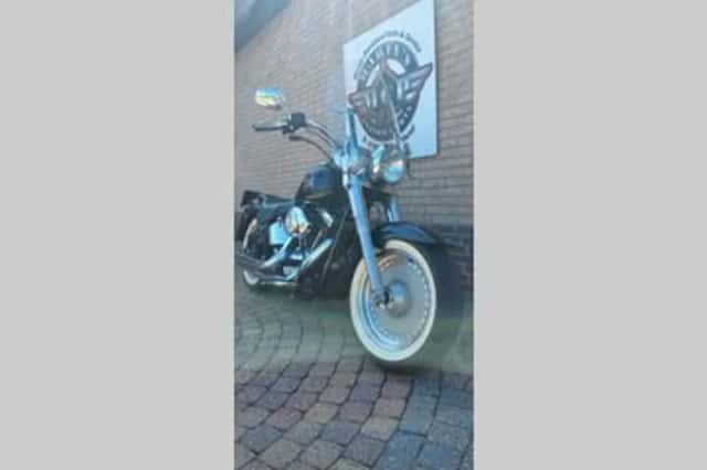 HARLEY-DAVIDSON FAT (2001) thumbnail 3