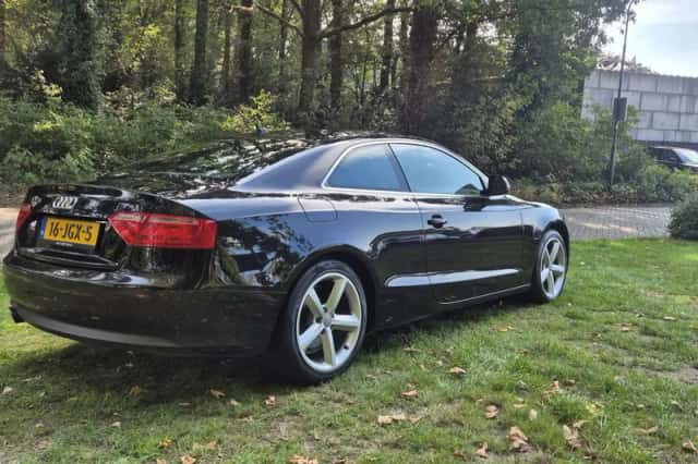 Audi A5 (2009) thumbnail 4