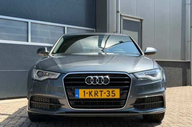 Audi A6 (2013) thumbnail 4
