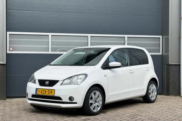 SEAT Mii (2015) thumbnail 1