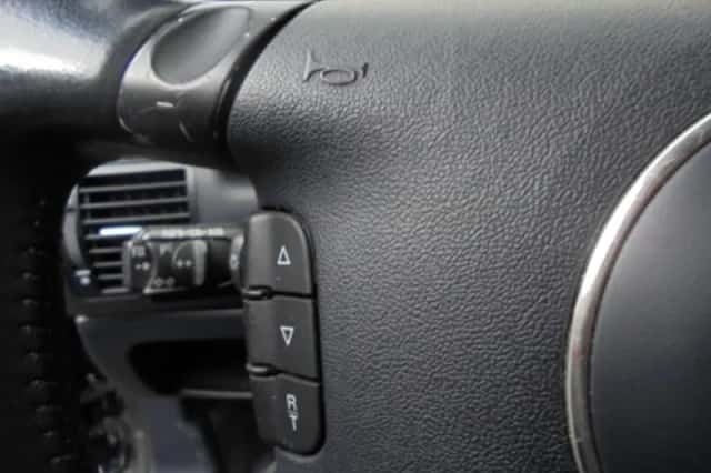 Audi A8 (2002) thumbnail 4