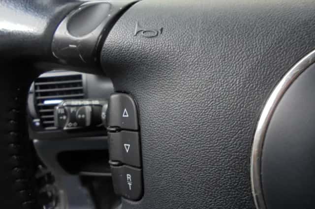 Audi A8 (2002) thumbnail 5