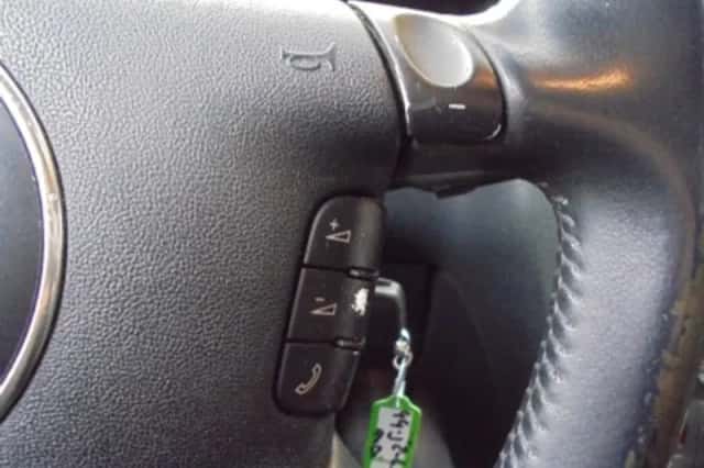 Audi A8 (2002) thumbnail 5