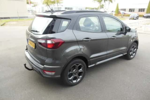 Ford EcoSport (2019) thumbnail 4