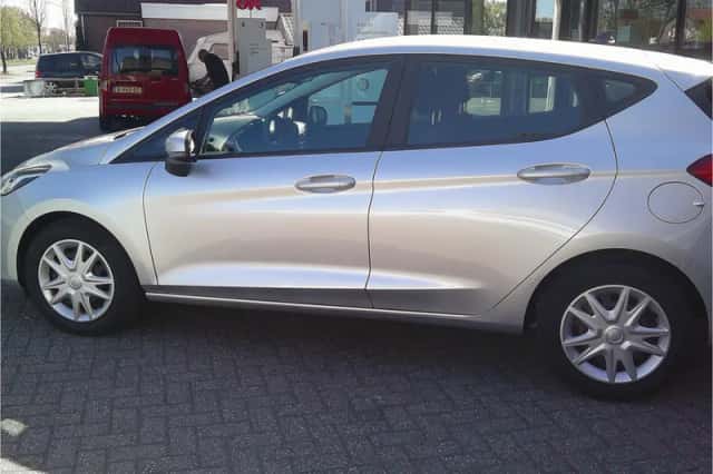 Ford Fiesta (2021) thumbnail 2