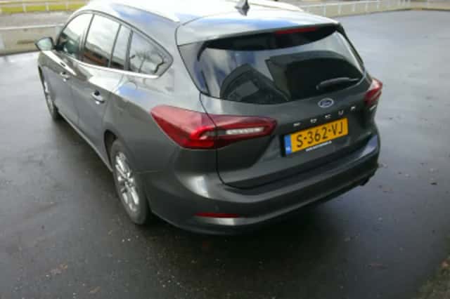 Ford Focus (2023) thumbnail 4