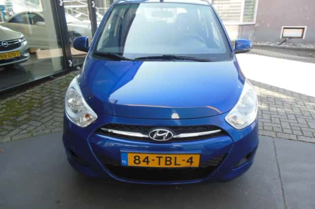Hyundai i10 (2012) thumbnail 2