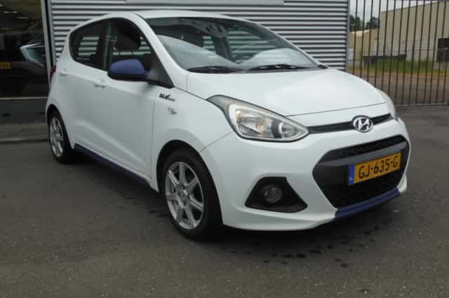 Hyundai i10 (2015) thumbnail 3