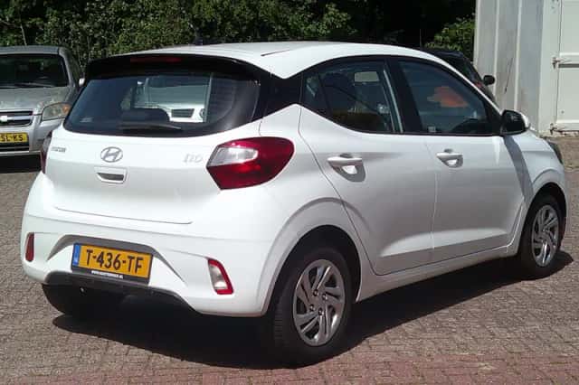 Hyundai i10 (2023) thumbnail 6