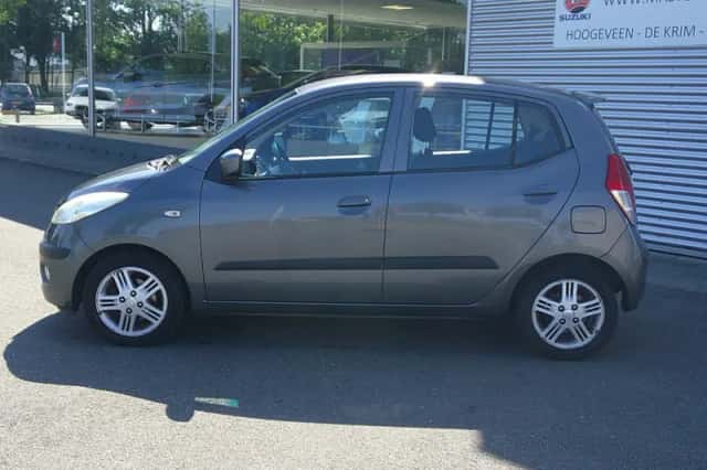 Hyundai i10 (2009) thumbnail 3