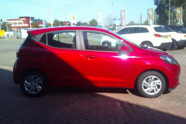 Hyundai i10 (2022) thumbnail 6
