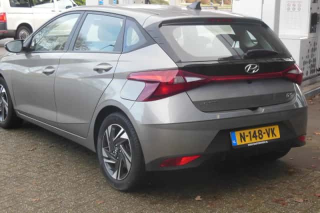 Hyundai i20 (2022) thumbnail 4