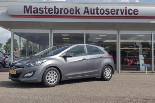 Hyundai i30 (2013) thumbnail 1