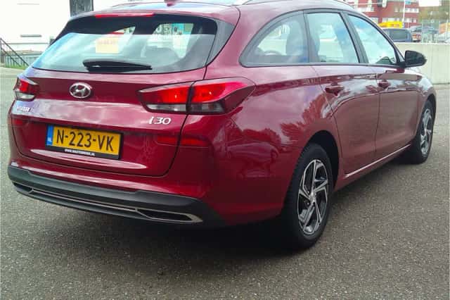 Hyundai i30 (2022) thumbnail 6