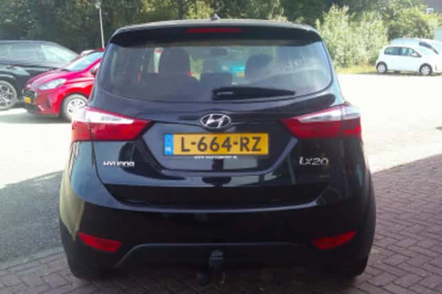 Hyundai ix20 (2016) thumbnail 3
