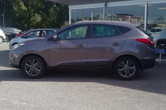 Hyundai ix35 (2015) thumbnail 2
