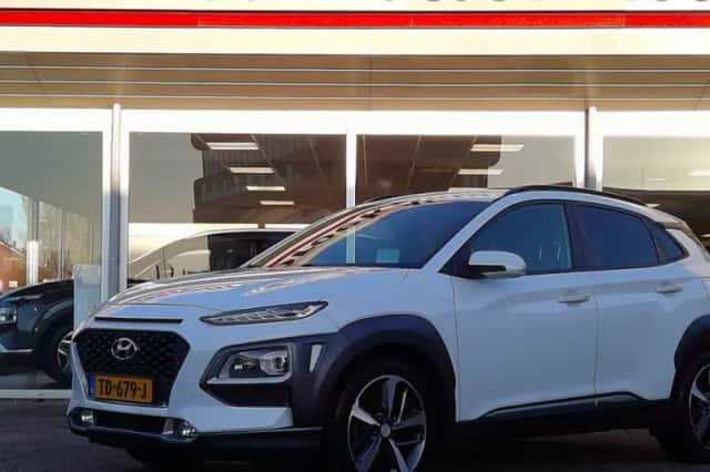 Hyundai Kona (2018) thumbnail 1