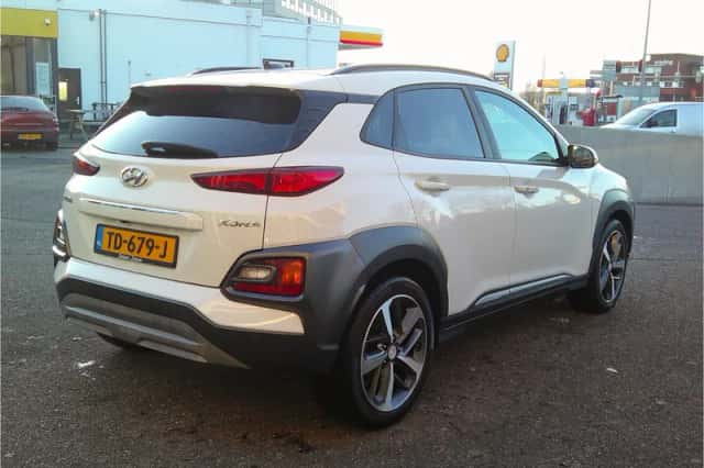Hyundai Kona (2018) thumbnail 6