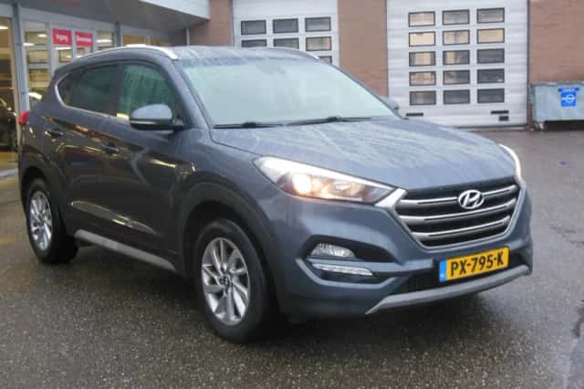 Hyundai Tucson (2017) thumbnail 4
