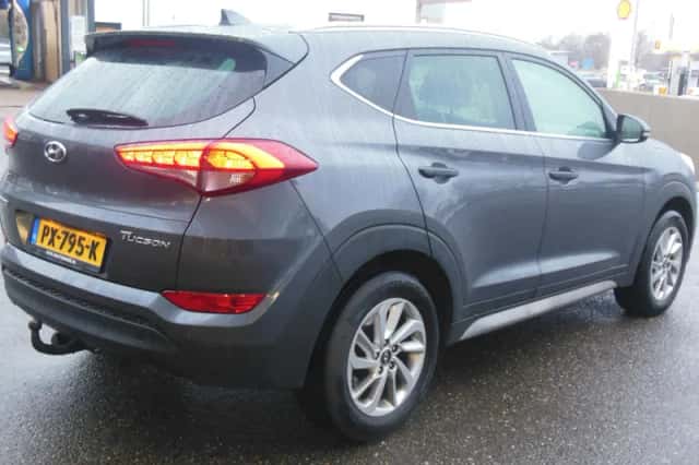 Hyundai Tucson (2017) thumbnail 6