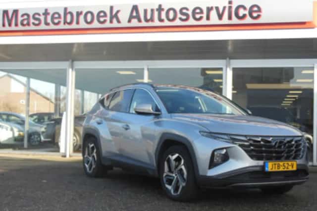 Hyundai Tucson (2023) thumbnail 1