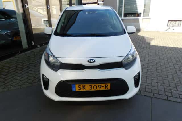 Kia Picanto (2018) thumbnail 2