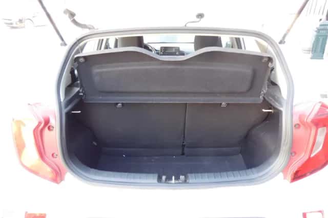 Kia Picanto (2018) thumbnail 6