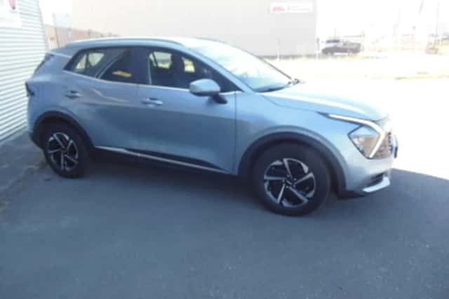 Kia Sportage (2022) thumbnail 2