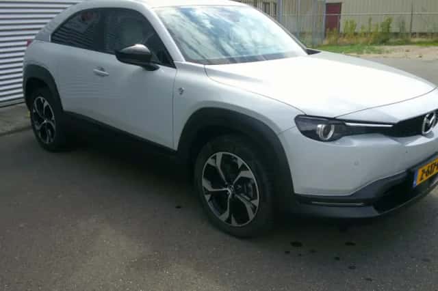 Mazda MX-30 (2024) thumbnail 1