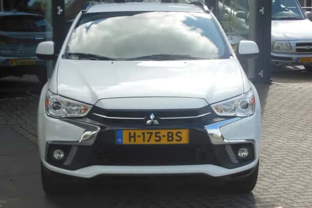 Mitsubishi ASX (2020) thumbnail 3